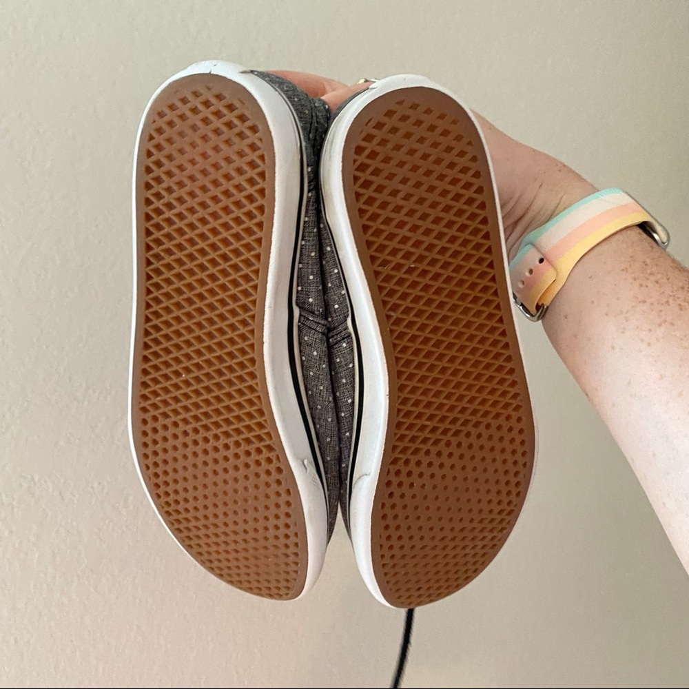 Kids Vans - Picture 2 of 3